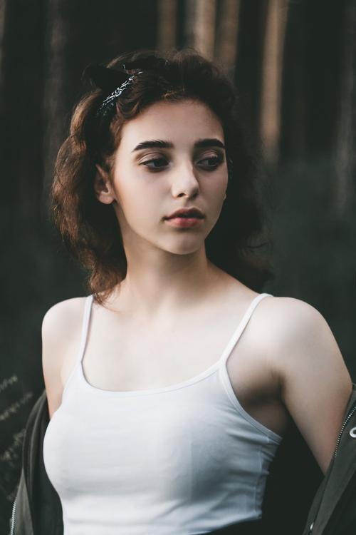 操美女白的相关介绍
