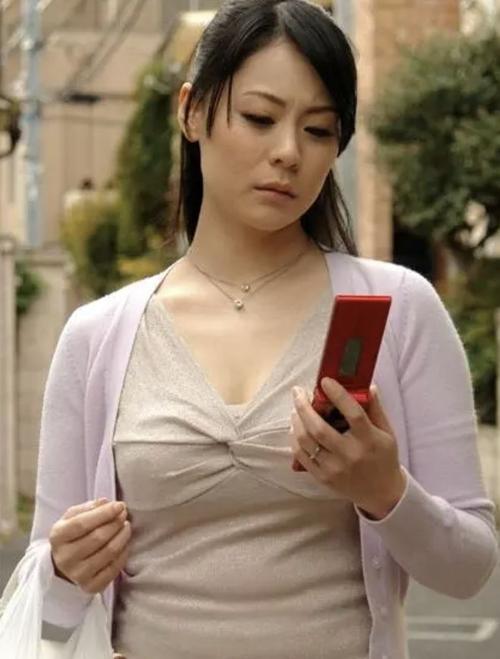 性感美女诱惑白浆的相关介绍