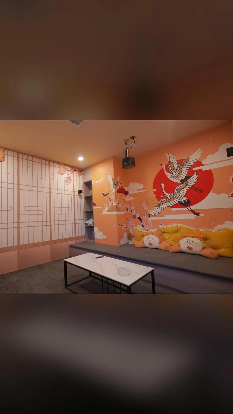 老湿影院x费看一分钟的相关介绍