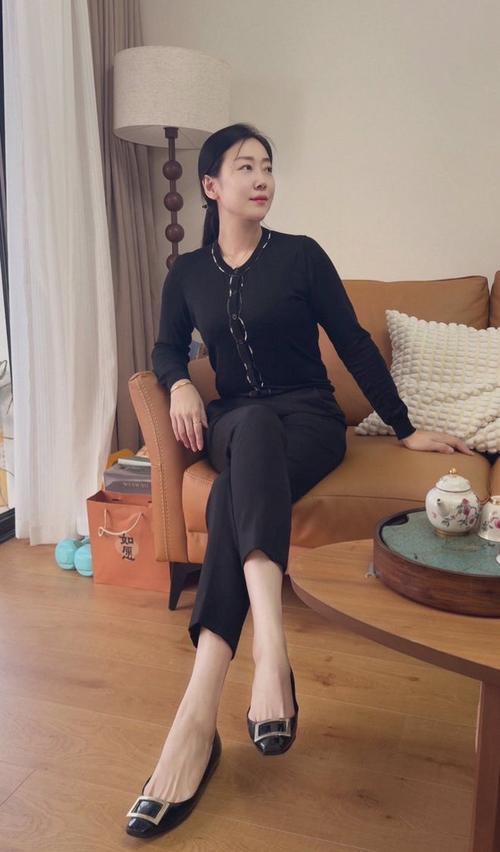 人妻少妇精品视频在线中文字幕的相关介绍