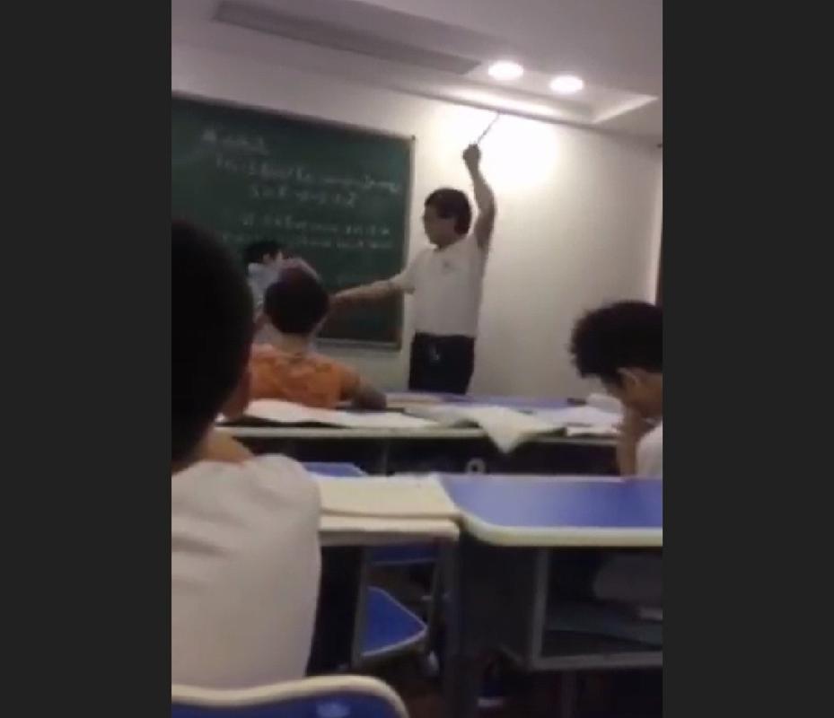 亚洲老头少妇的相关介绍