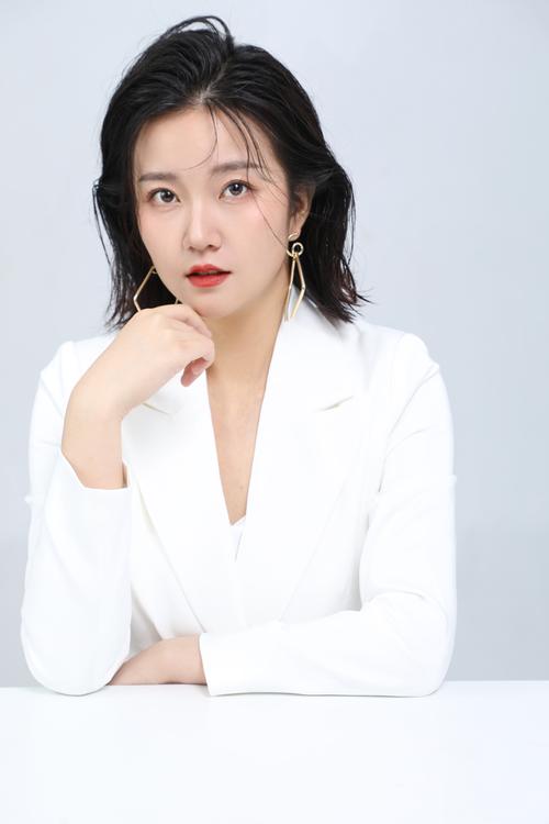 日韩亚洲少妇的相关介绍