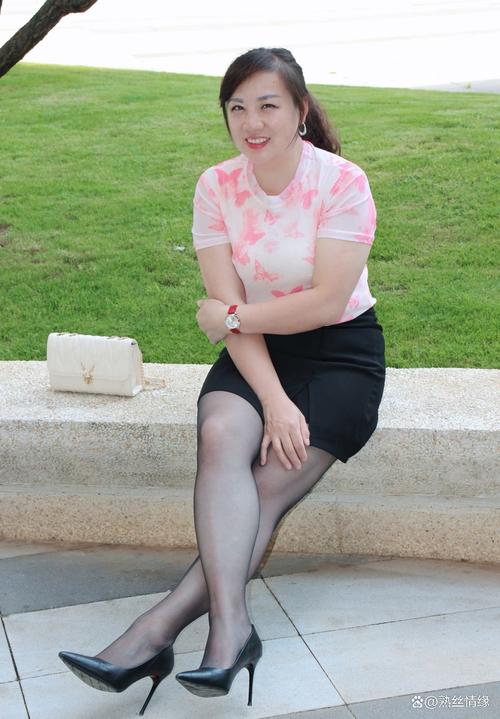 少妇后入av的相关介绍
