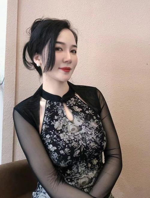 女生尿道有黄色分泌物的相关介绍