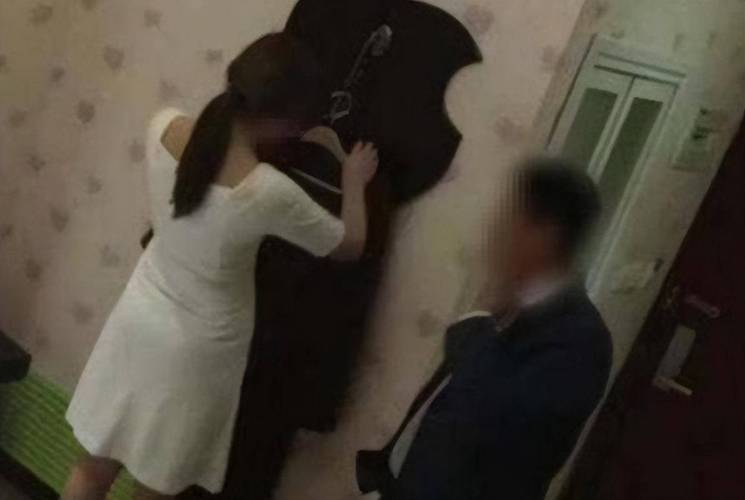 国产女人av一级一区二区三区的相关介绍