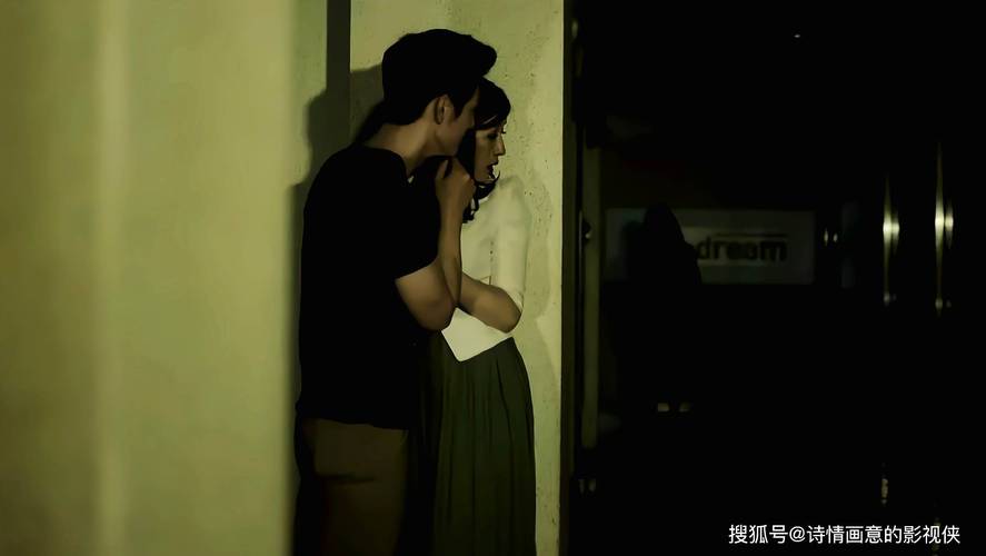 免费看淫奸美女一级片av的相关介绍