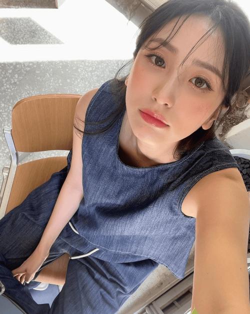 床上电影院的相关介绍