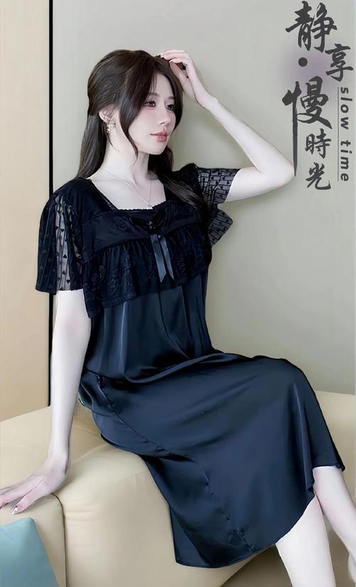 一边摸一边啪的相关介绍