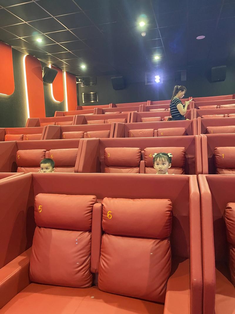 午夜影院在线观看的相关介绍