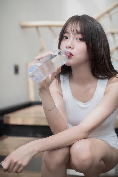 嘘请禁止想象电影院的相关介绍
