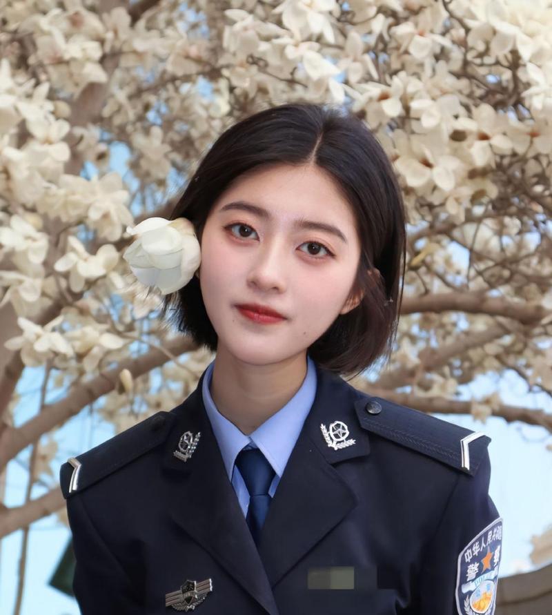 女生下面有黄色的分泌物的相关介绍