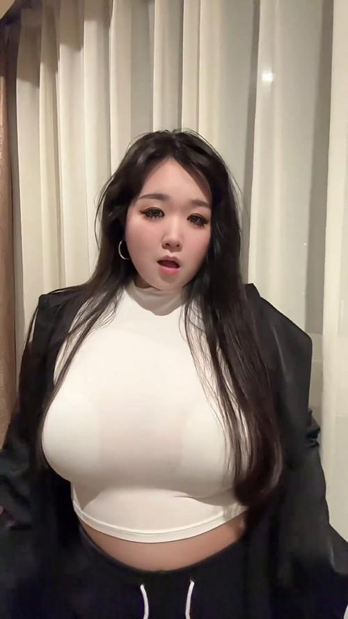 乱肉少妇av的相关介绍